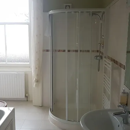 Temple House Bed & Breakfast