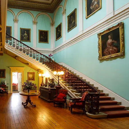 Bed & Breakfast Temple House 4*